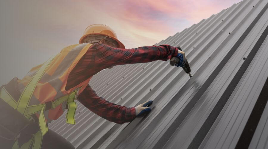 Professional residential roofers in New Middletown, OH